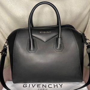 Medium Givenchy Antigona